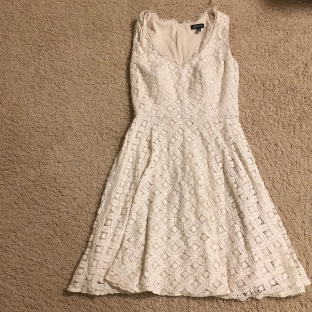 White dress. *3 for 10